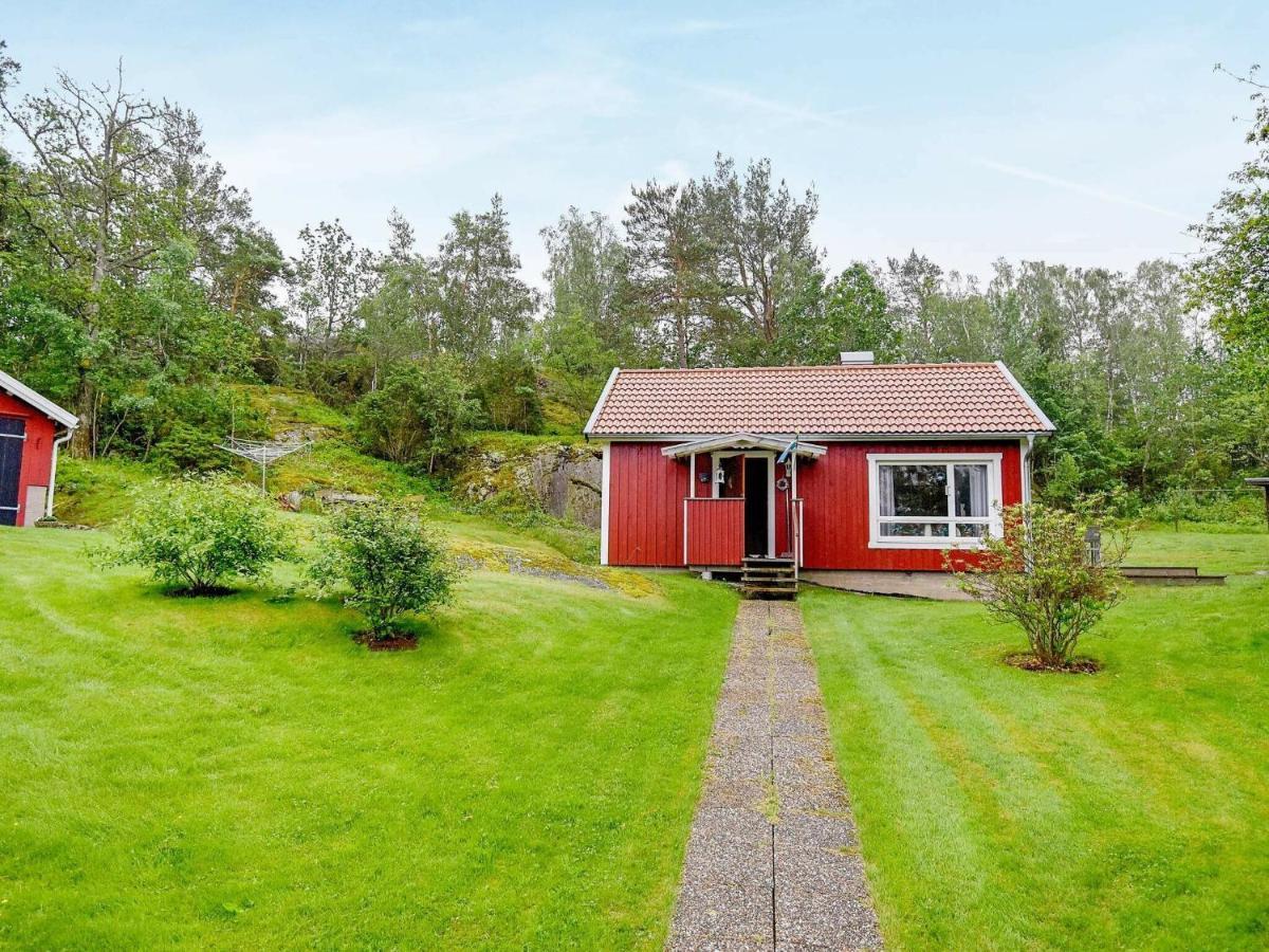4 Person Holiday Home In Hen N Noesund Экстерьер фото
