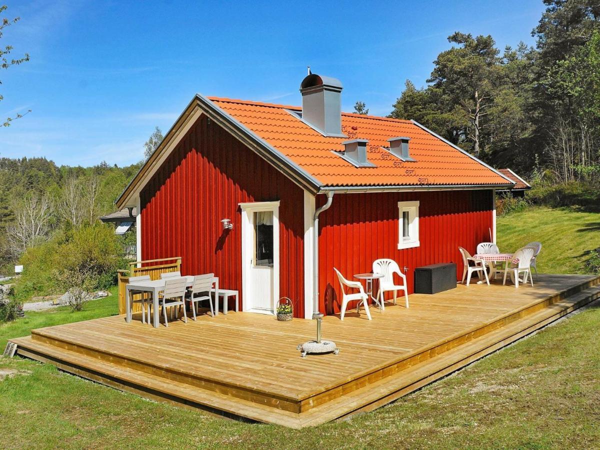 4 Person Holiday Home In Hen N Noesund Экстерьер фото